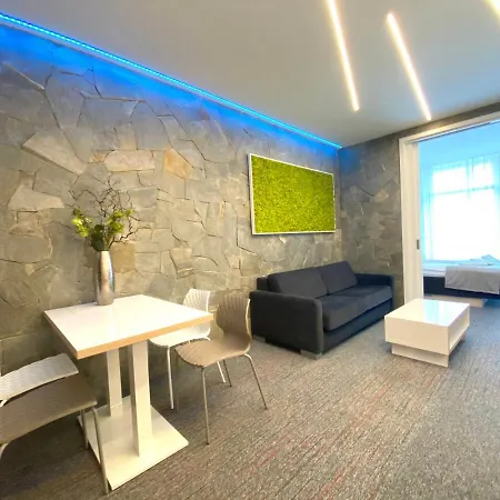 Luna Hrebienok C109 *