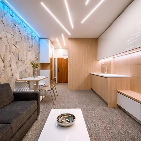 Luna Hrebienok C109 *