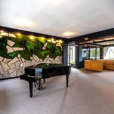 Luna Hrebienok C109 *